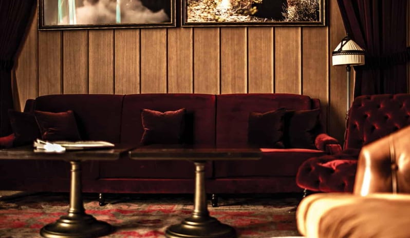 The Nomad Las Vegas - Bar Sofa